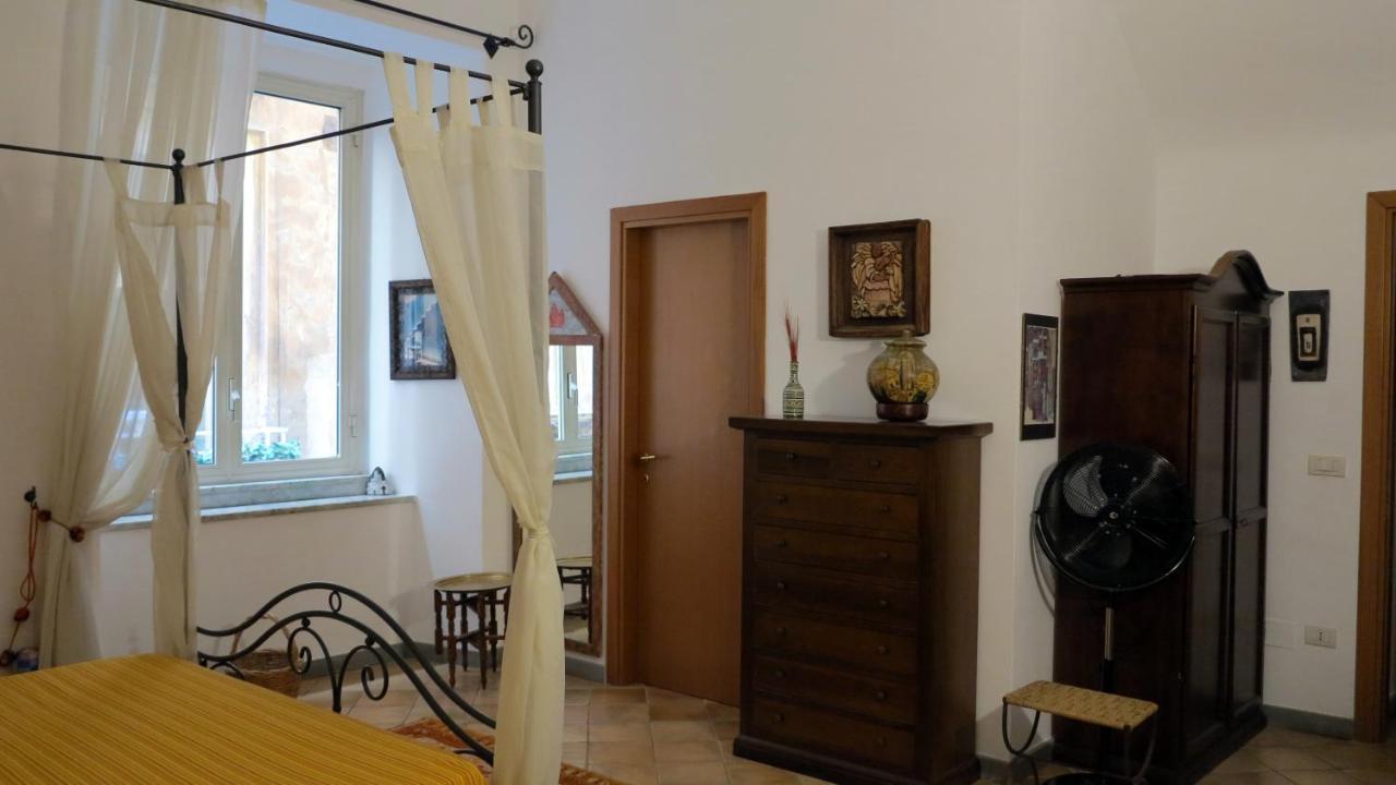 - B&B "Centro Antico" - Неаполь Екстер'єр фото